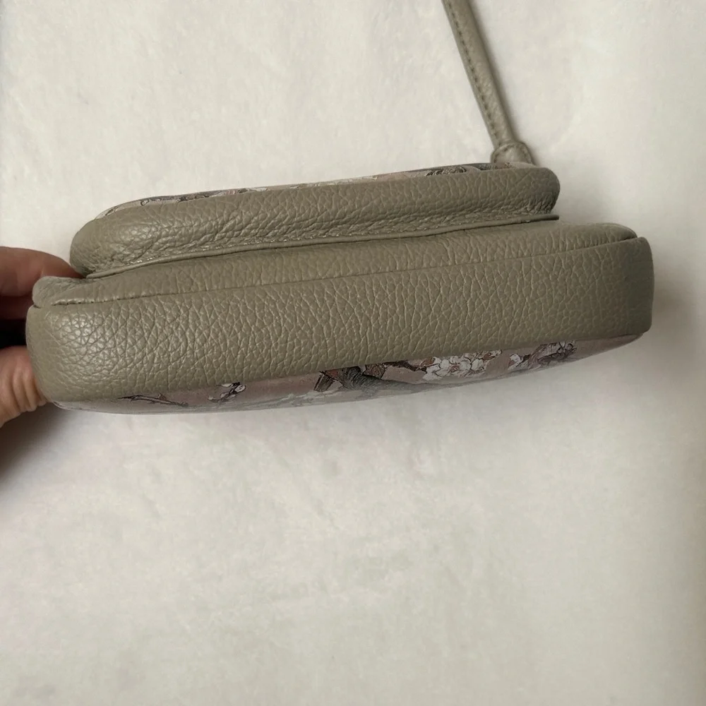 JEON ICON Los Angeles Leather Van Gogh Almond Blossom Art Wear Crossbody - Picture 5 of 12